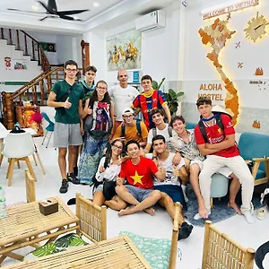  Ostello Aloha Saigon Premium By Local Travel Experts - Newly Opened, Less-touristy Location, Spacious Rooms, Glass Shower Bathroom, Free Breakfast & Walking Tour